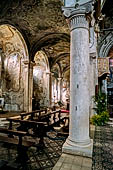 Abbazia olivetana di San Nicola - Rodengo, Lombardia. L'interno della chiesa. 